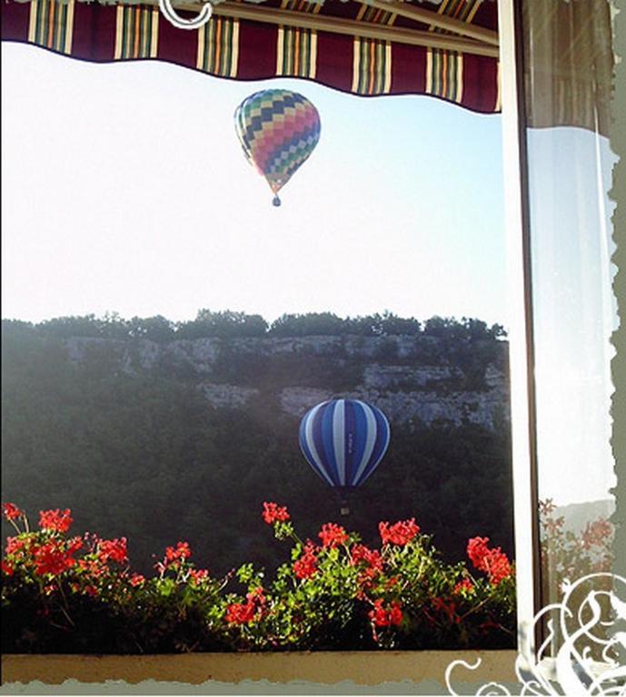 Auberge Du Relais D'Auniac 구르동-앙-케르시 객실 사진